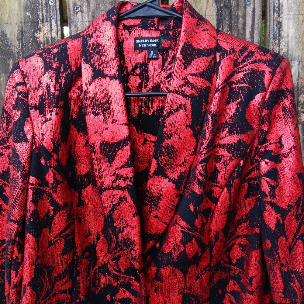SHELBY ROSE NEW YORK NWT Red Metallic and Black Blazer 6